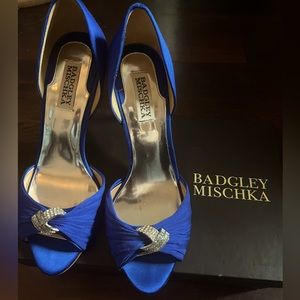 WORN ONCE. Badgley Mischa Jennifer heels in blue